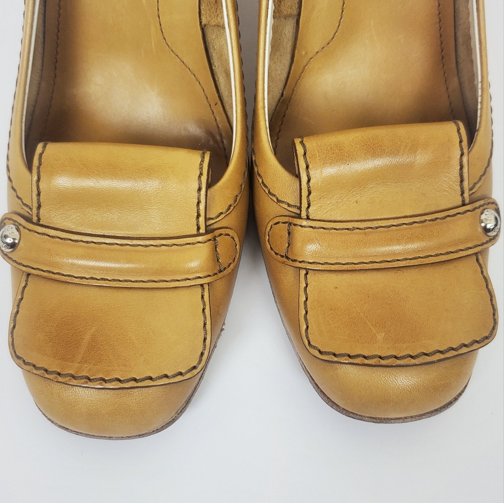 TOD'S Stacked Heel Loafer Pumps - Picture 6 of 15